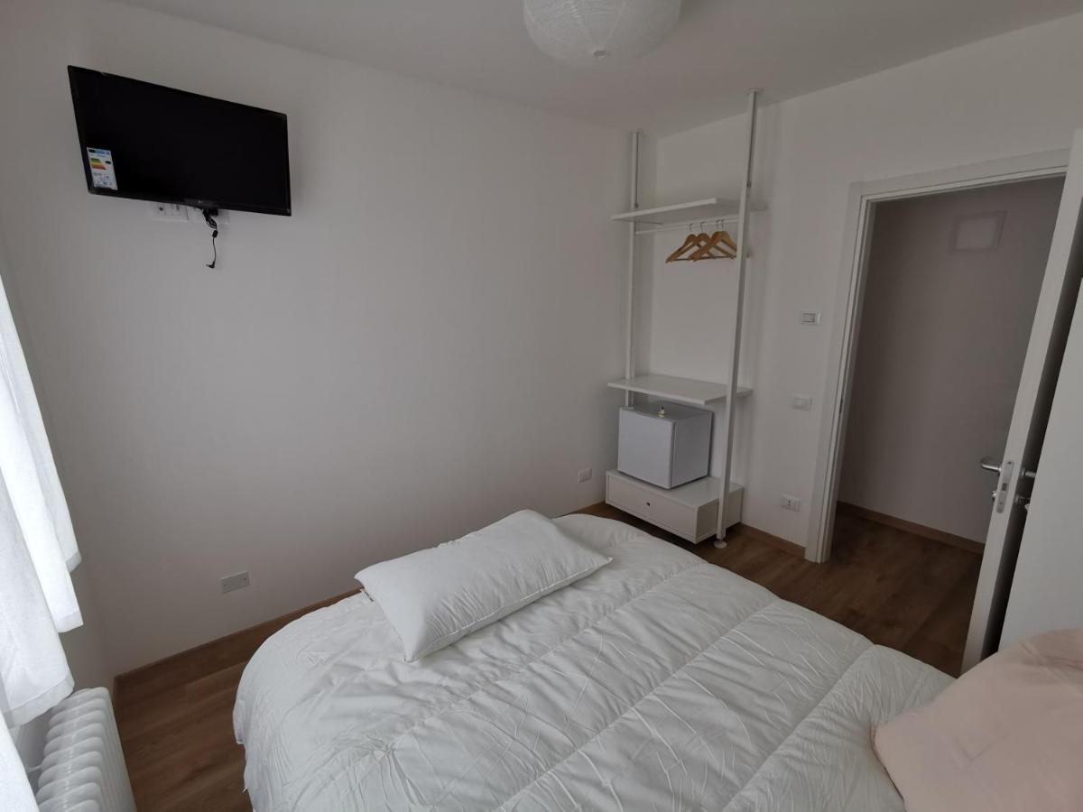 Doppelzimmer mit eigenem externen Bad