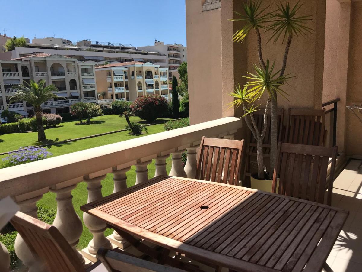 Domaine D'Ahmosis, modern 2 bedrooms refurbished apartment, f3 moderne fraichement rénové - B&B