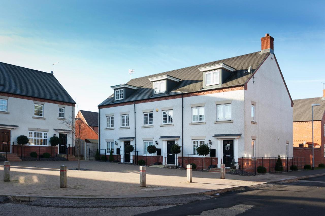 B&B Castle Donington - DBS Serviced Apartments - The Terrace - Bed and Breakfast Castle Donington