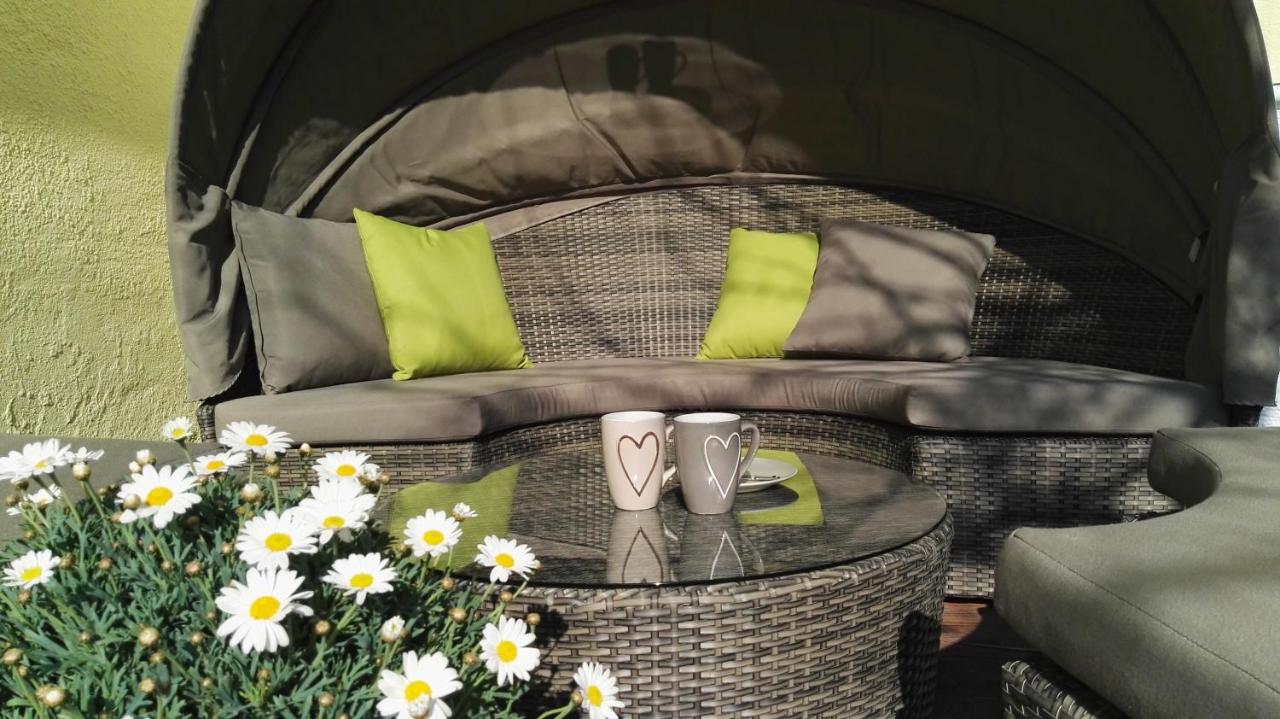 Haus Liebevoll in Wald 102 - B&B Gunzenhausen