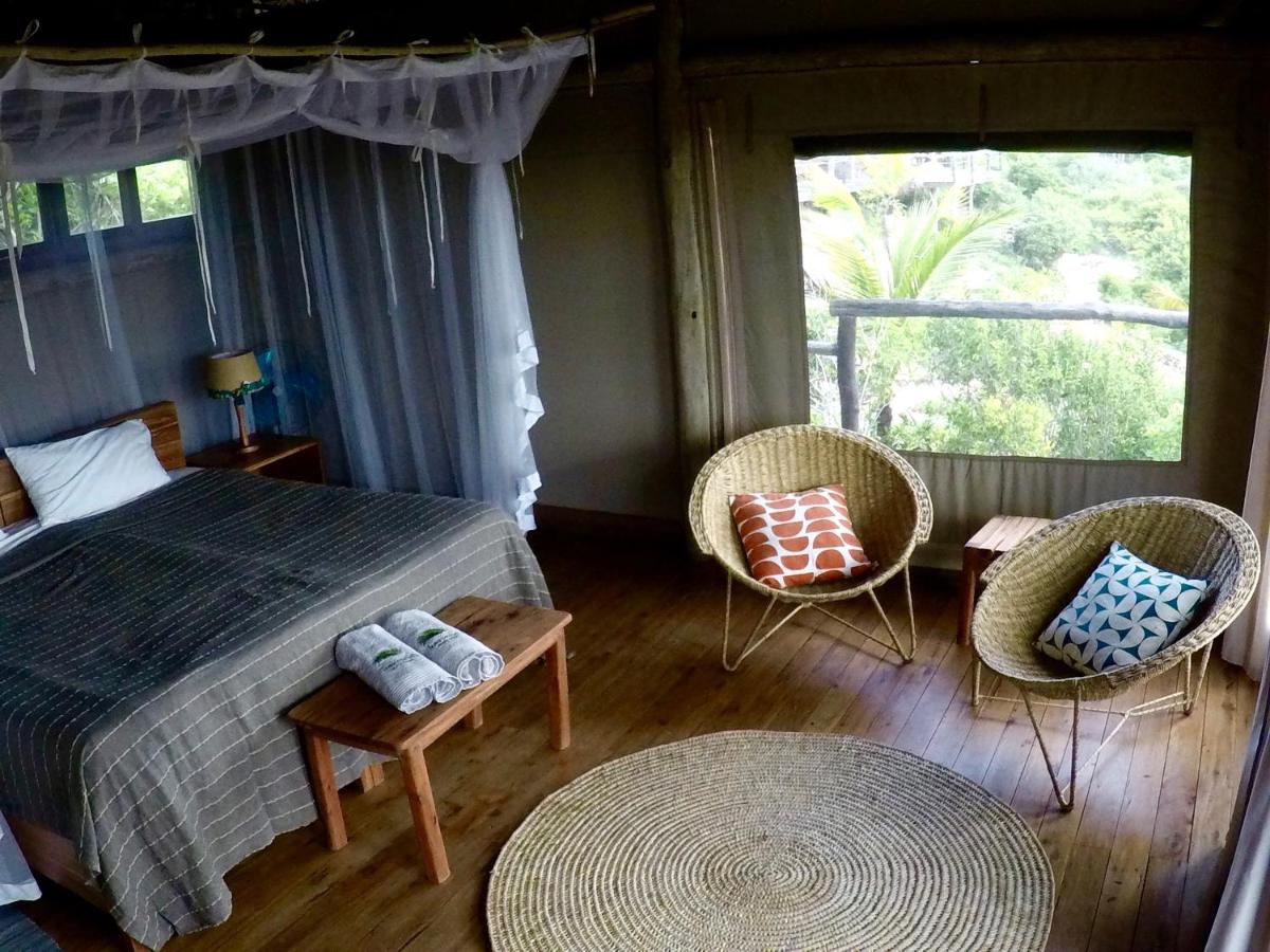 Deluxe King or Twin Room with Balcony and Sea View