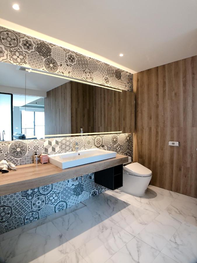 Superior Twin Room with Bathtub