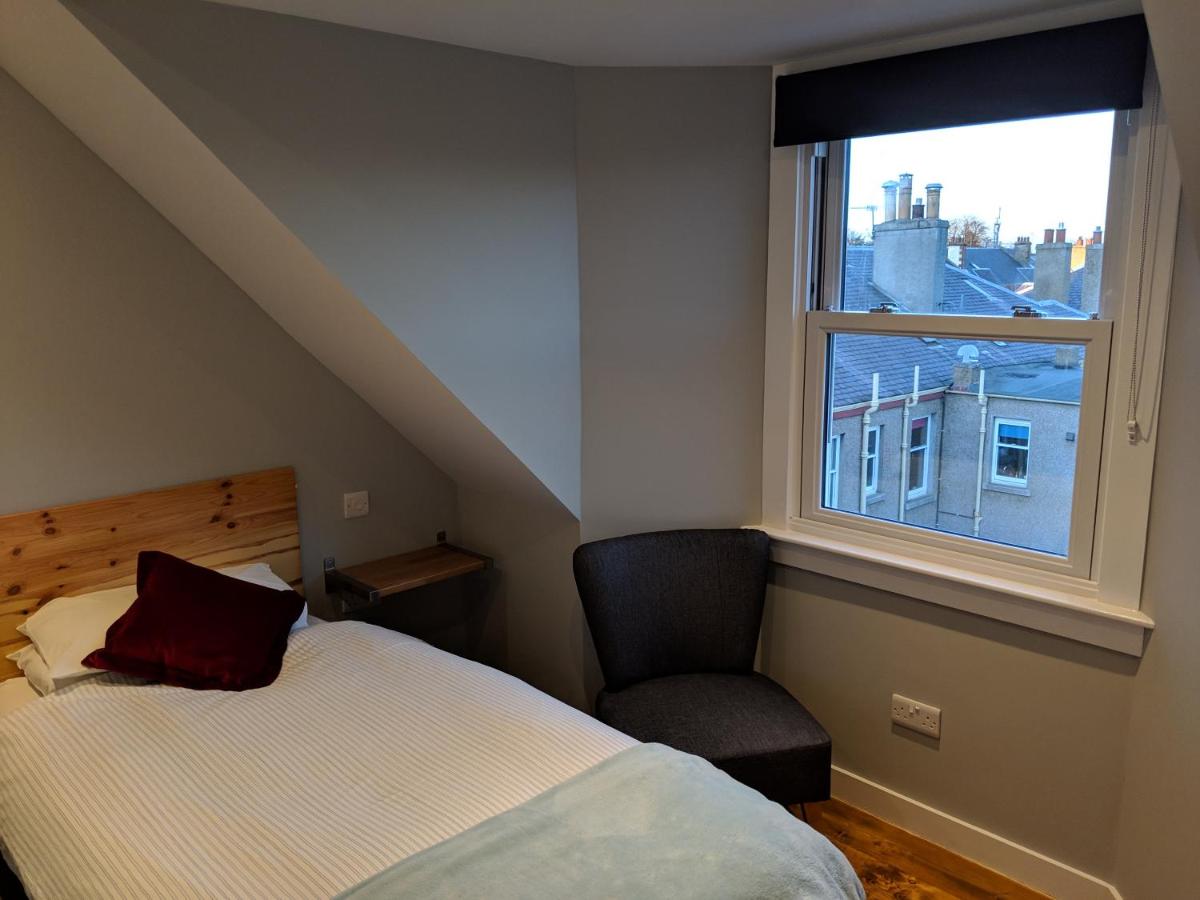 Eenpersoonskamer met Eigen Badkamer