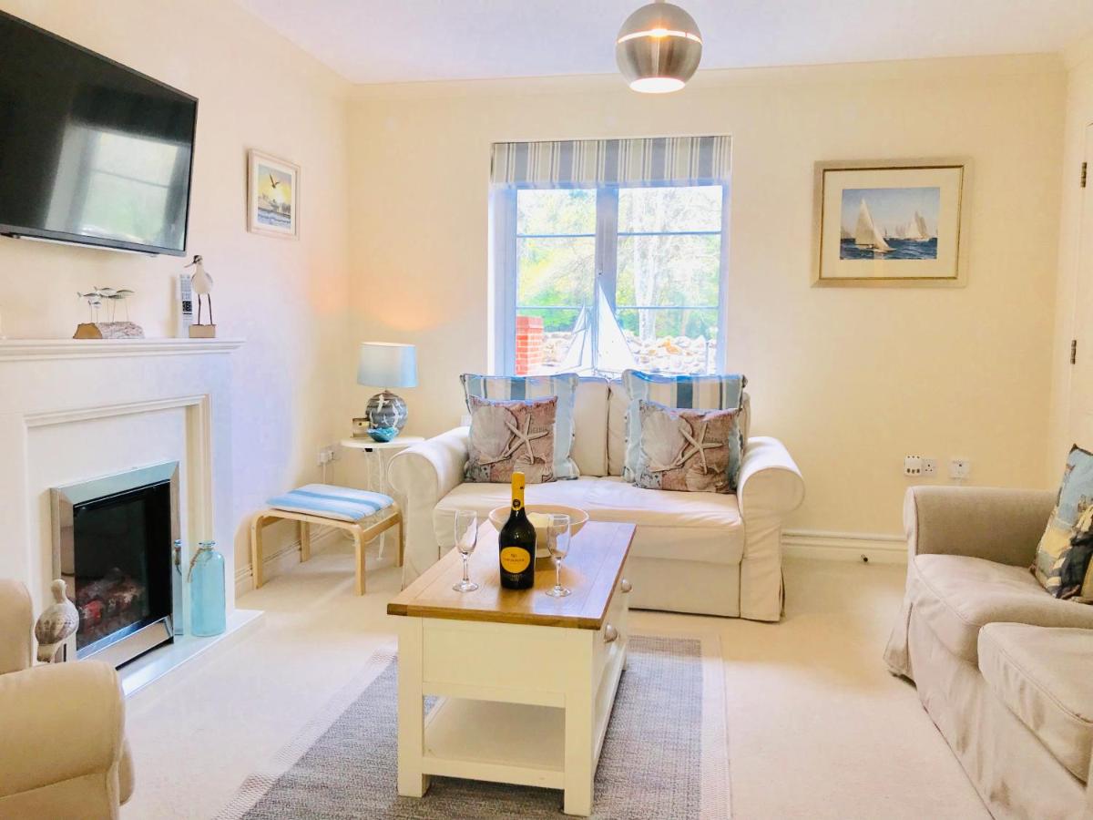 B&B Shanklin - Chestnut Cottage, Shanklin Rural Retreat - Bed and Breakfast Shanklin