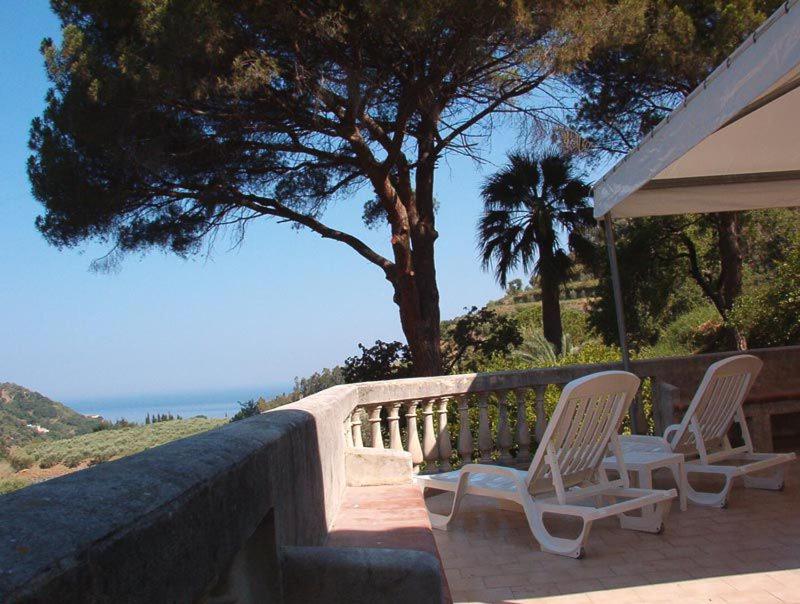 VILLA CAFERì - Ferienwohnung Gioiosa Marea