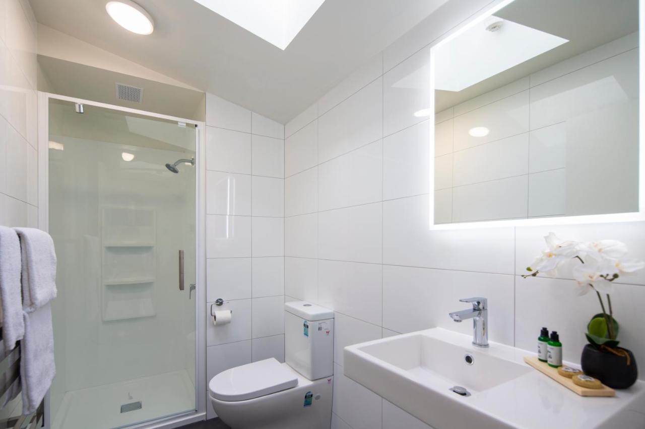 Koura Apartments Central Queenstown - B&B