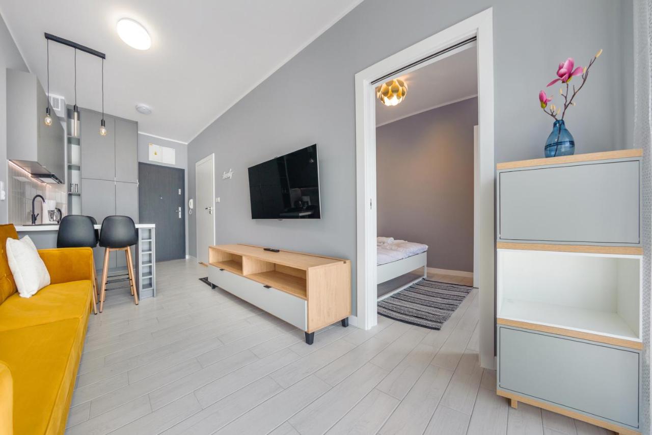 One-Bedroom Apartment with Partial Sea View