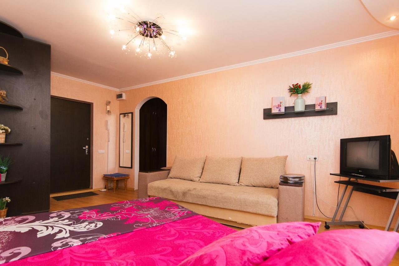 Apartment neer Manufaktura on Kharkovskaya 3 - Ferienwohnung Sumy