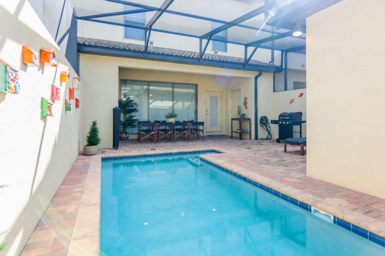 B&B Kissimmee - Luxurious Vacation Townhome with Private Pool at Windsor at Westside WW8948 - Bed and Breakfast Kissimmee