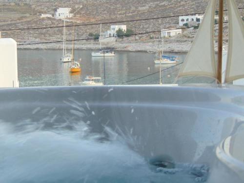 Deluxe Suite with Private Hot Tub and Sea View 