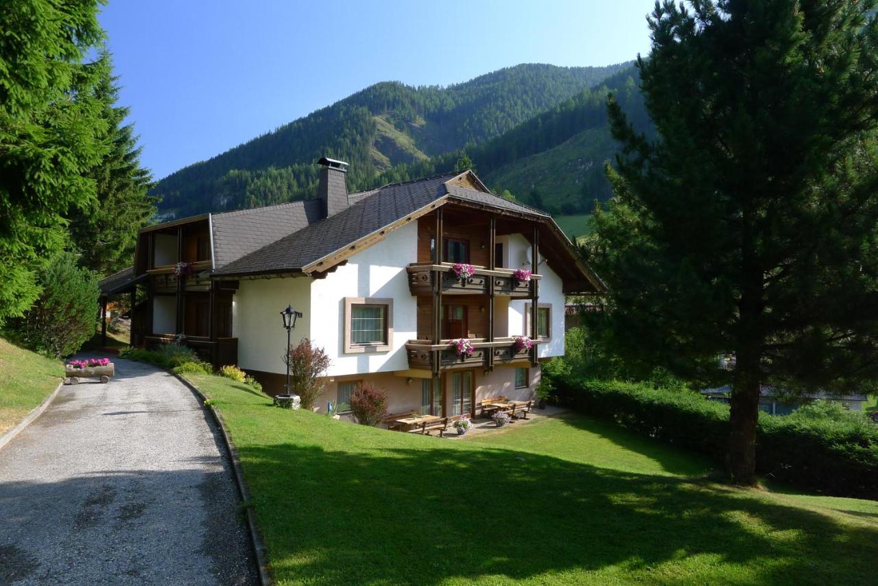 B&B Bad Kleinkirchheim - Appartementhaus Habich - Bed and Breakfast Bad Kleinkirchheim