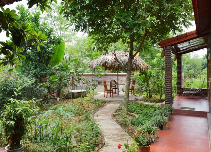 King Room with Garden View