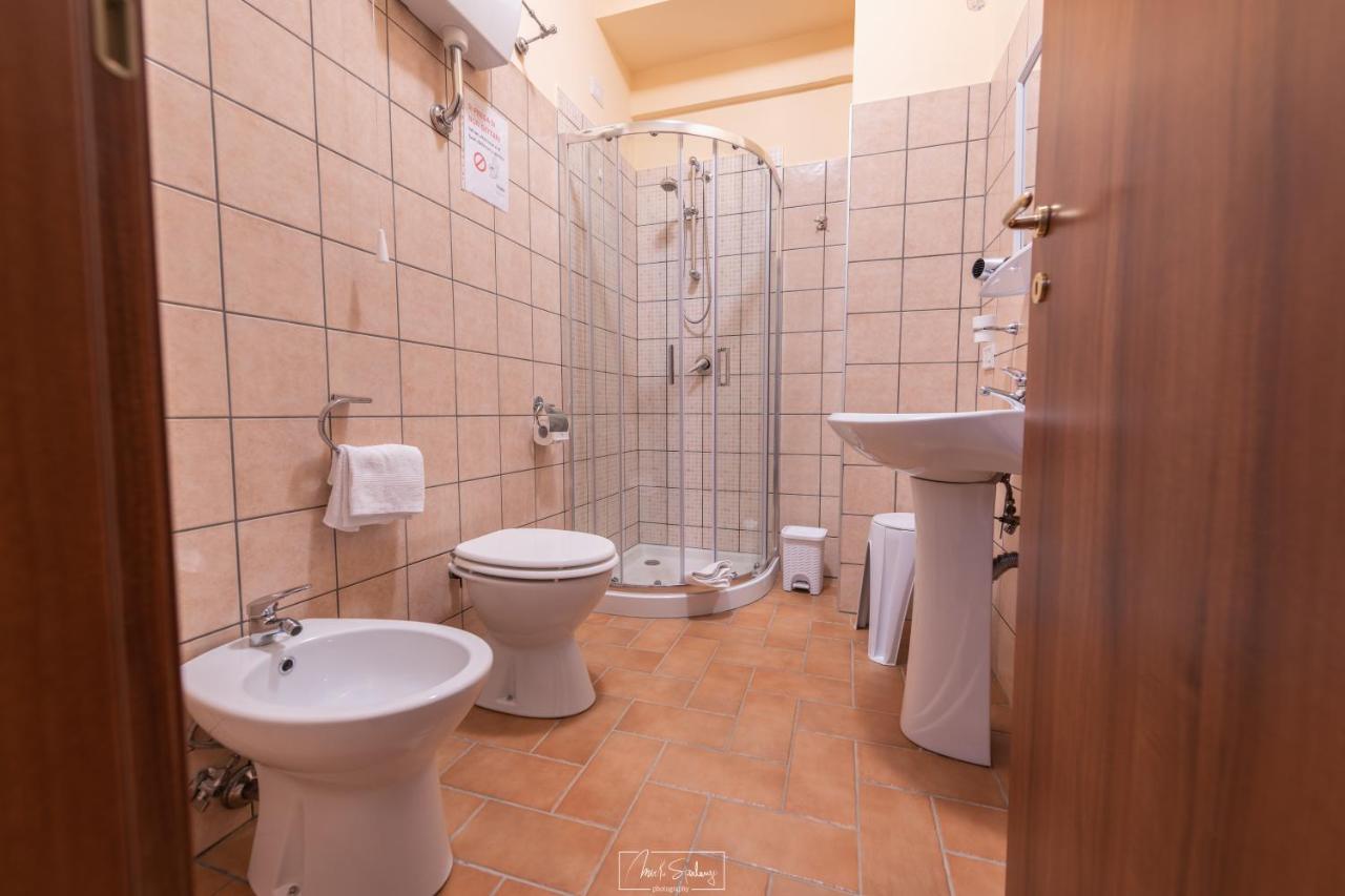 Camera Matrimoniale con Bagno Privato