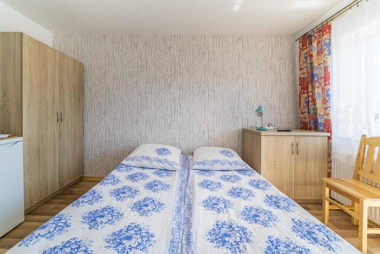 Doppelzimmer mit Balkon