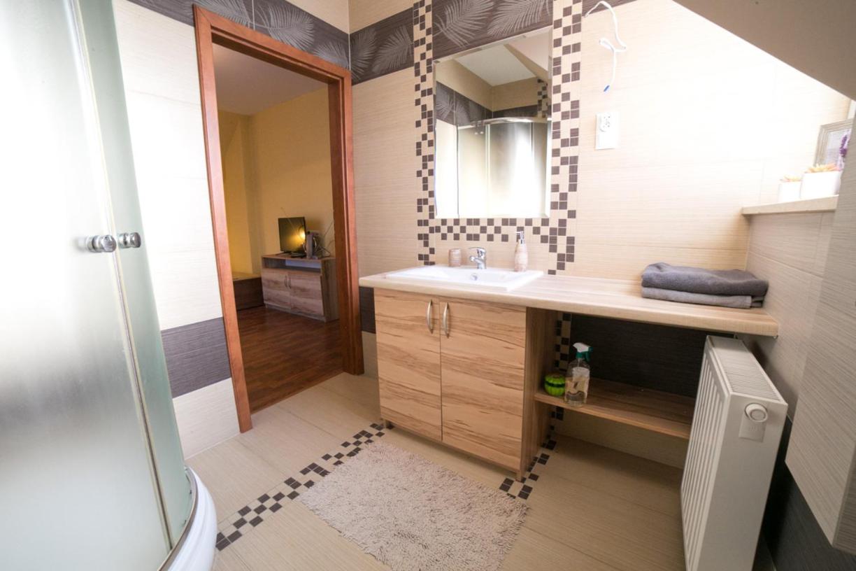 Triple Room with Bathroom