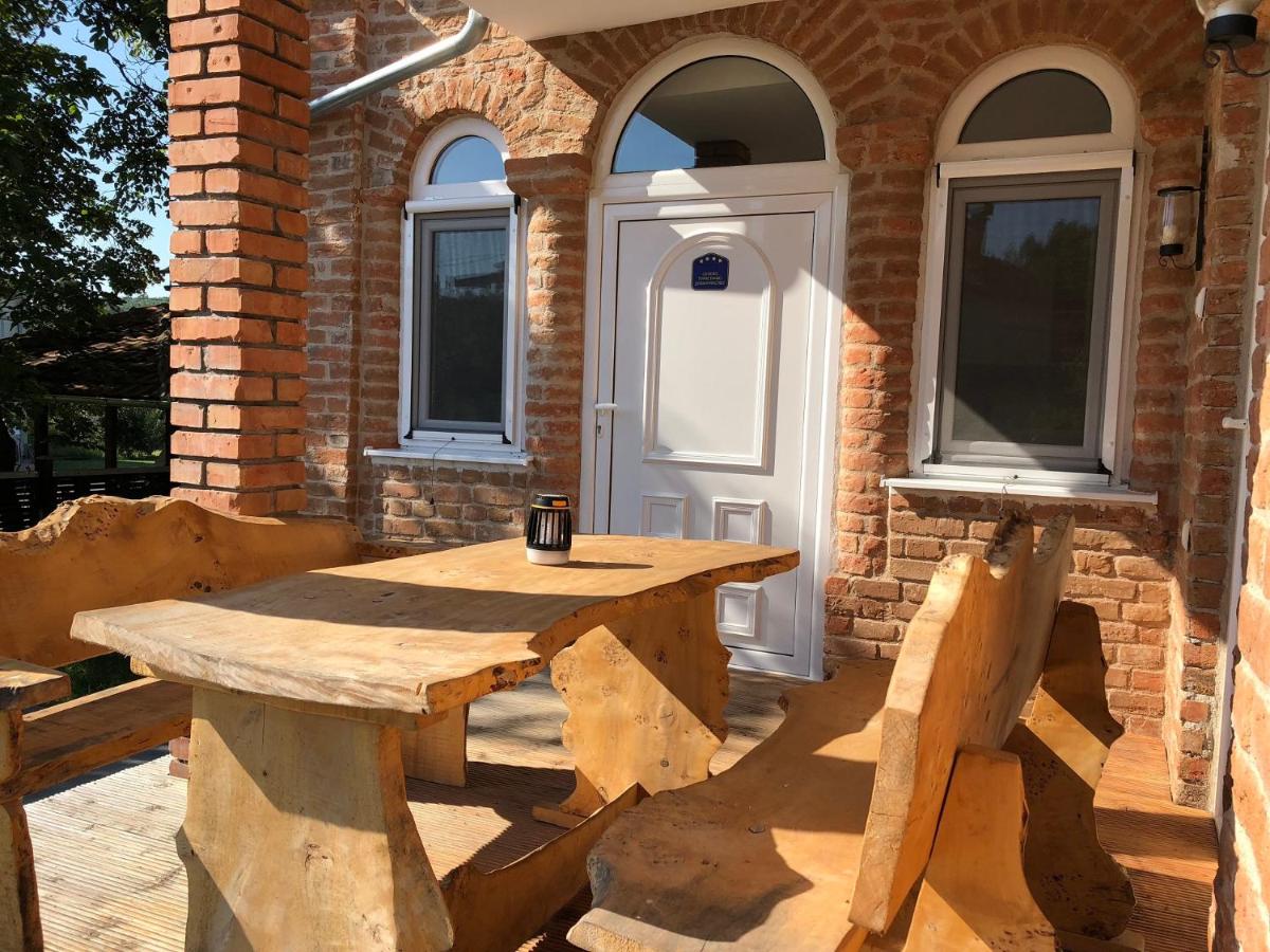 Domacinstvo Jovic - B&B Kladovo