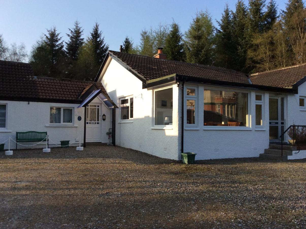 Dalkell Cottages - Ferienwohnung