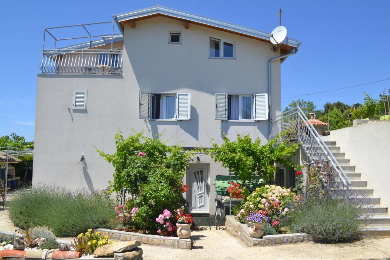 Villa Ester - Bed and Breakfast