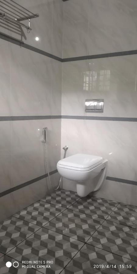 Deluxe Double Room (2 Adults + 1 Child)