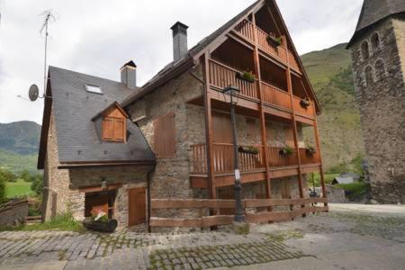 Apartamento rùstico Escunhau - B&B