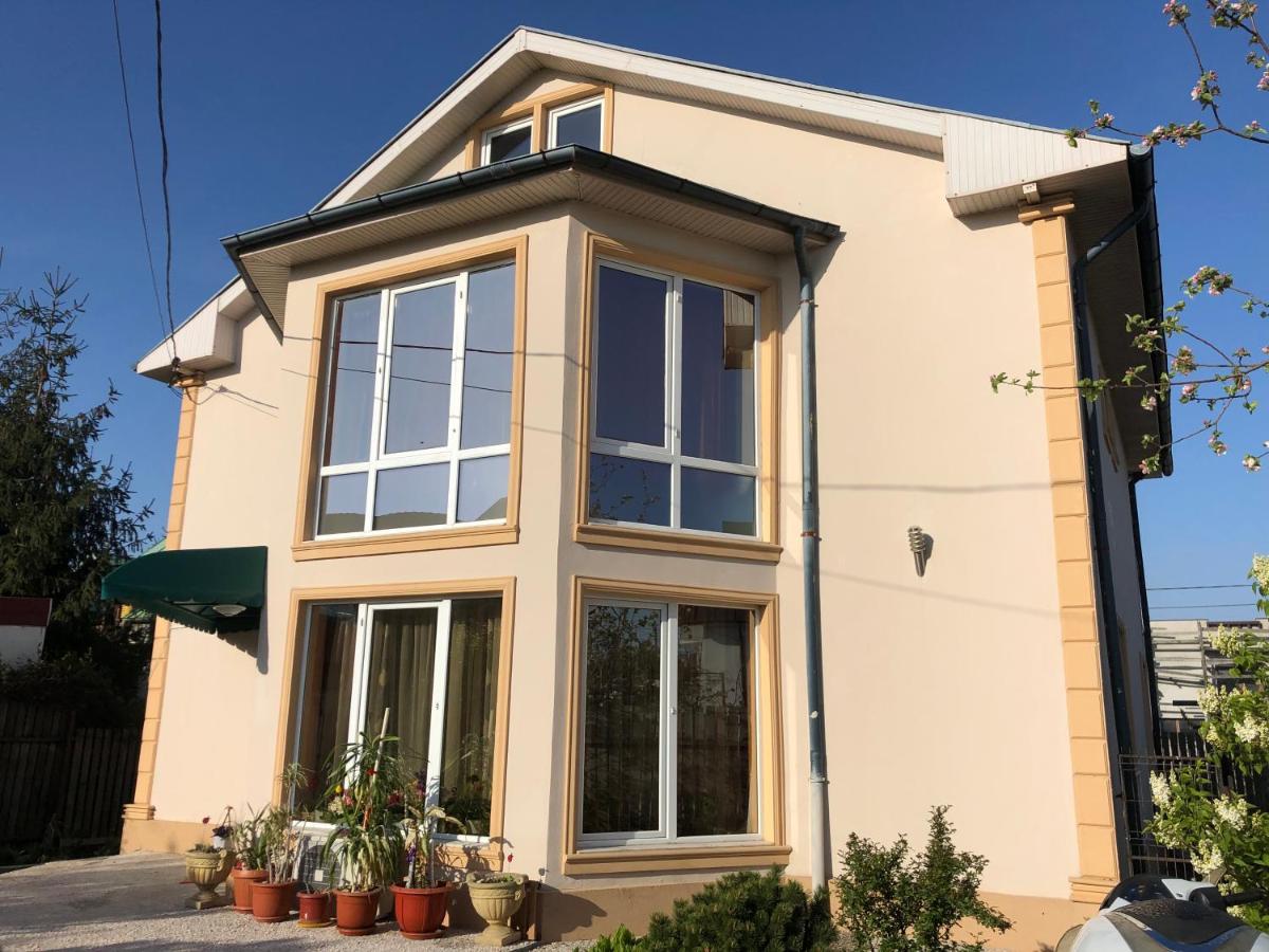 Vila NUTI - B&B