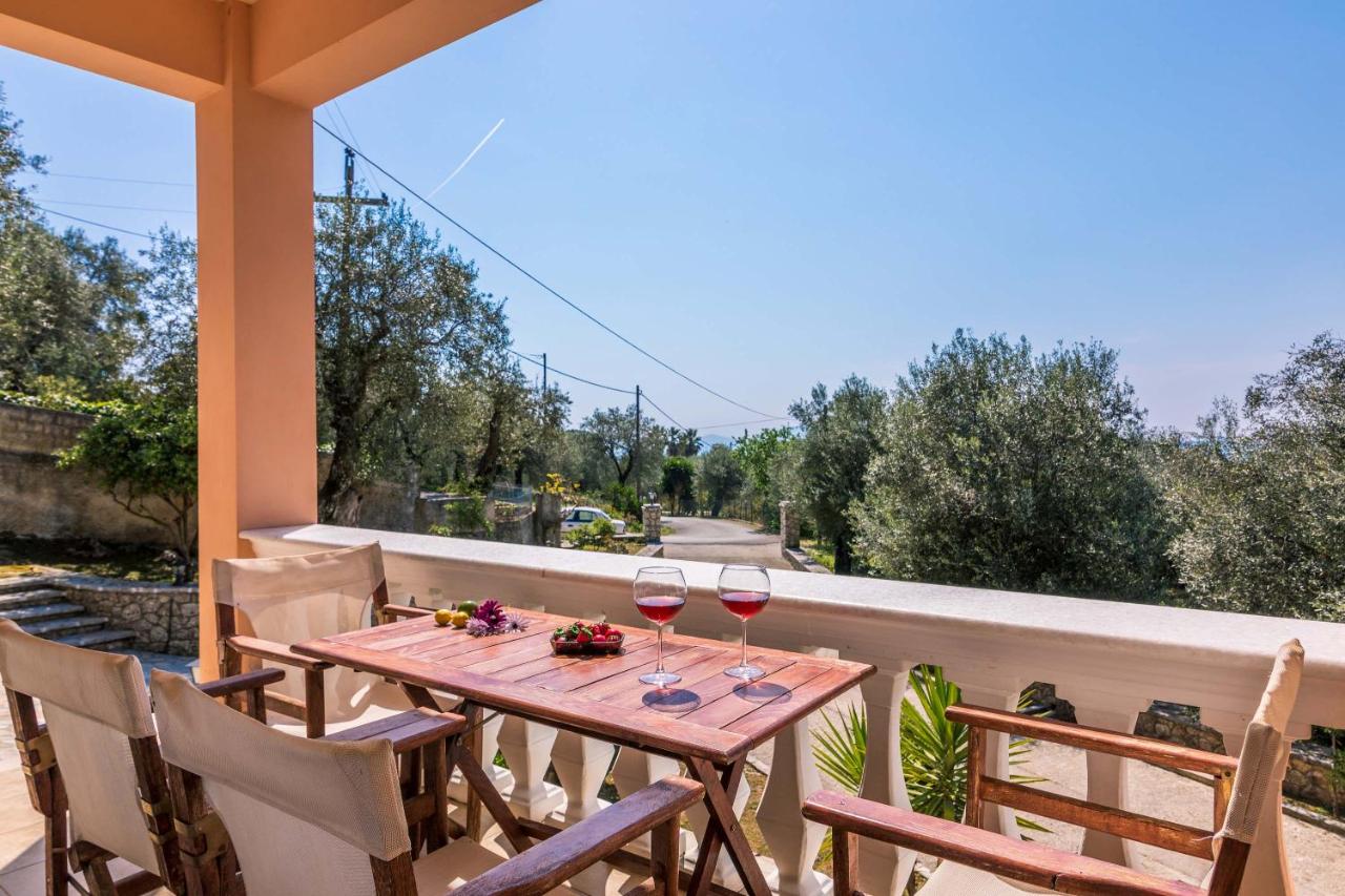 B&B Ipsos - The Olive Grove Cottage by Konnect - 2,5km from Ipsos - Bed and Breakfast Ipsos