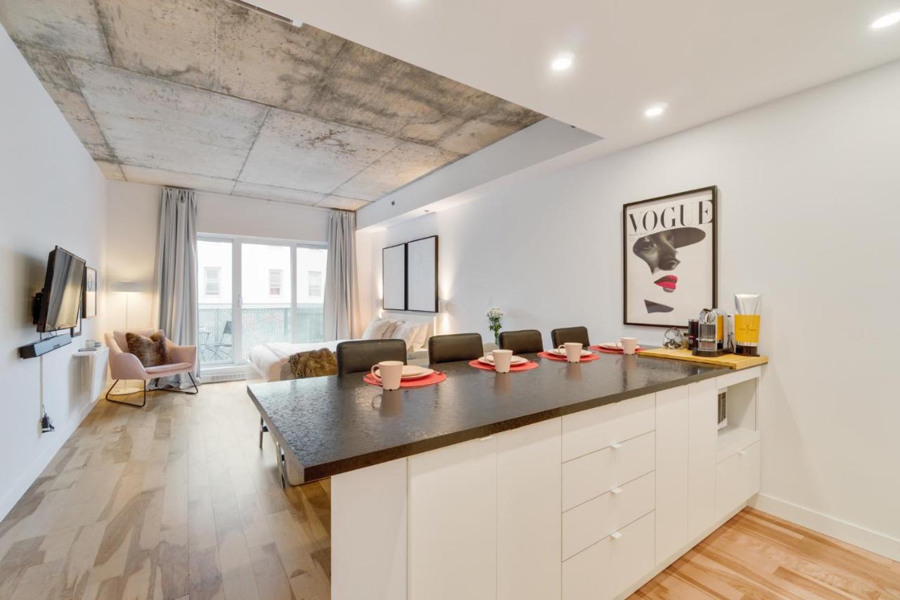 INITIAL - VOGUE HC - Vieux-Limoilou - B&B Québec