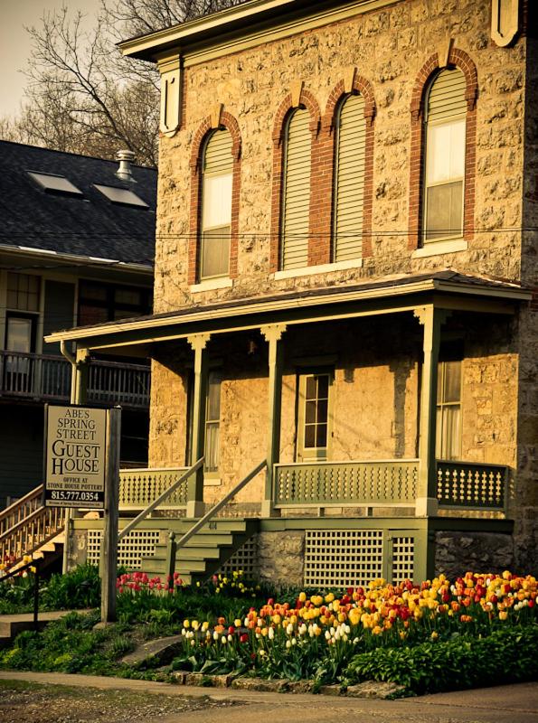 B&B Galena - Abe's Spring Street Guest House - Bed and Breakfast Galena