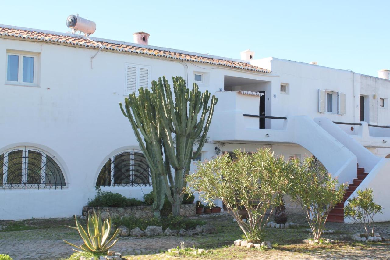 Apartment Konstantin - Bed and Breakfast Carvoeiro