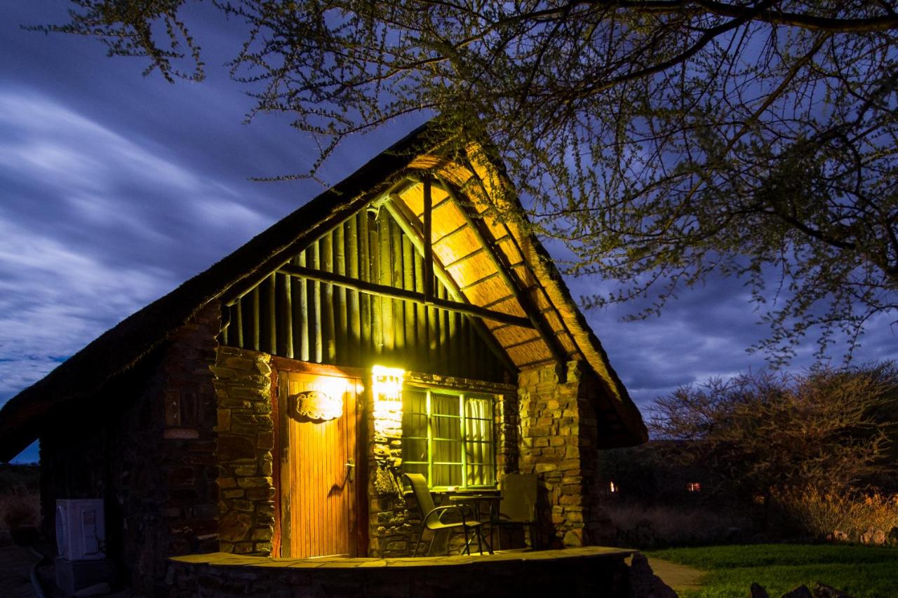 Etusis Lodge - B&B Karibib