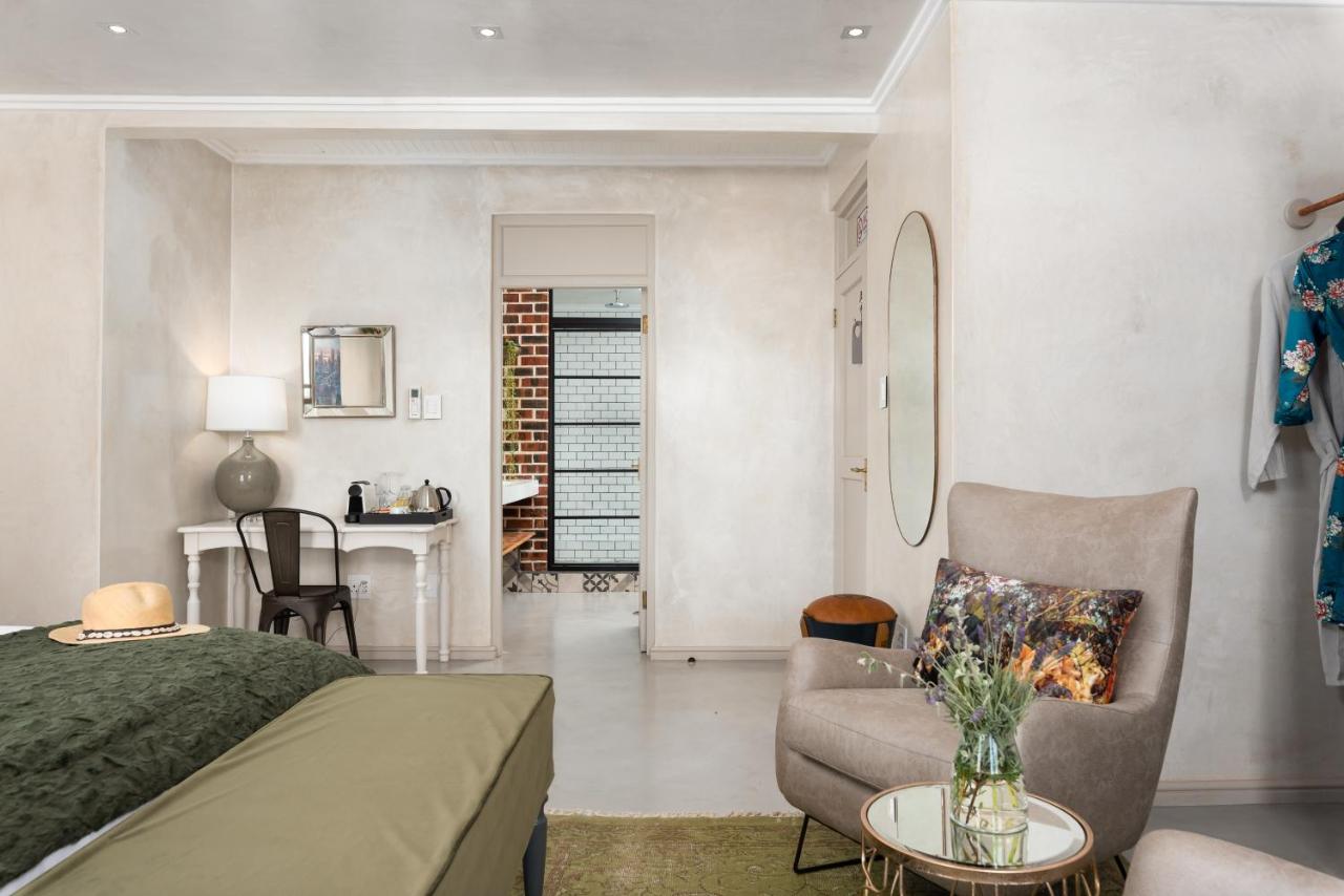 Luxury King Room