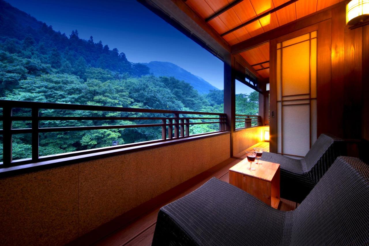 Suite Deluxe con Area in Tatami e Vasca all'Aperto