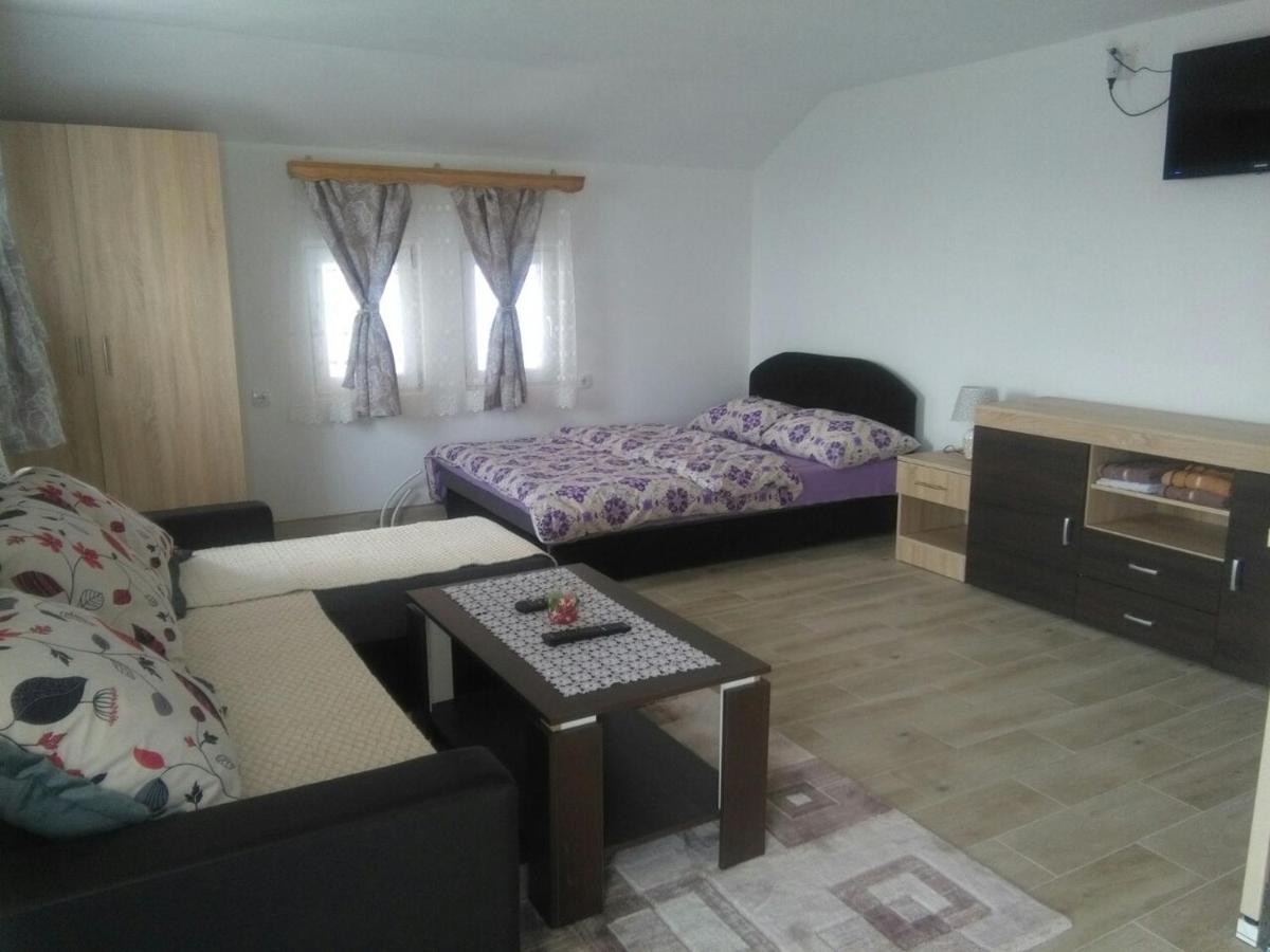 B&B Bania Luka - Apartmani "Babići" - Bed and Breakfast Bania Luka