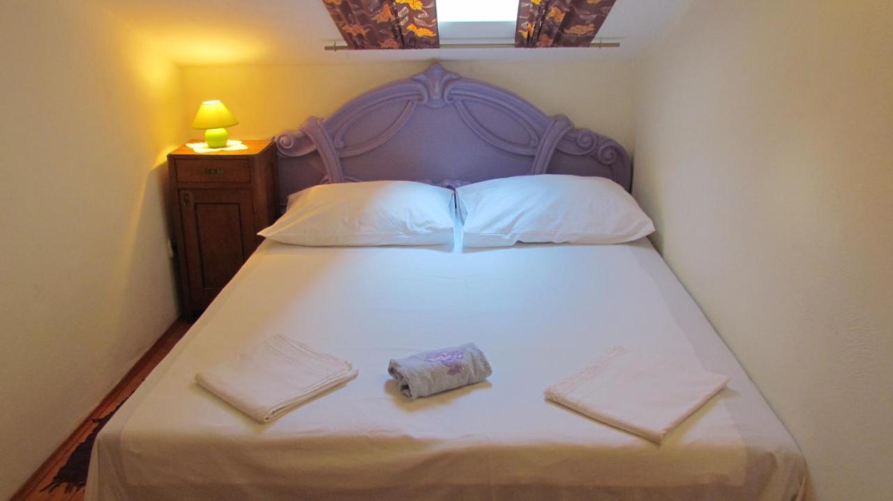 Apartamento de 2 dormitorios con balcón