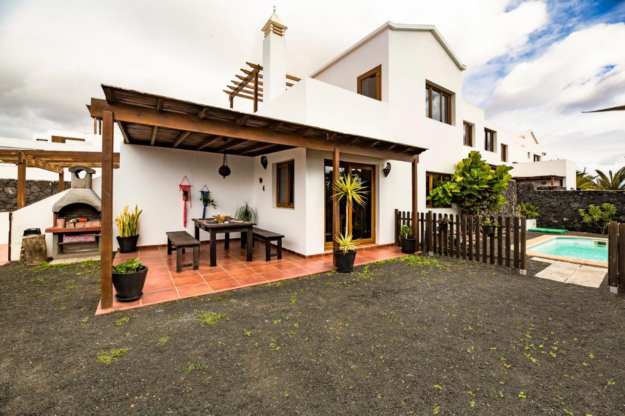 VILLA CALMA en Teguise, "Pueblo con Encanto" - Bed and Breakfast