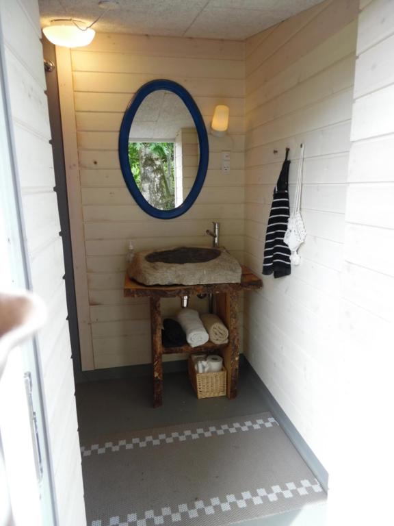Twin Room with Shared Bathroom