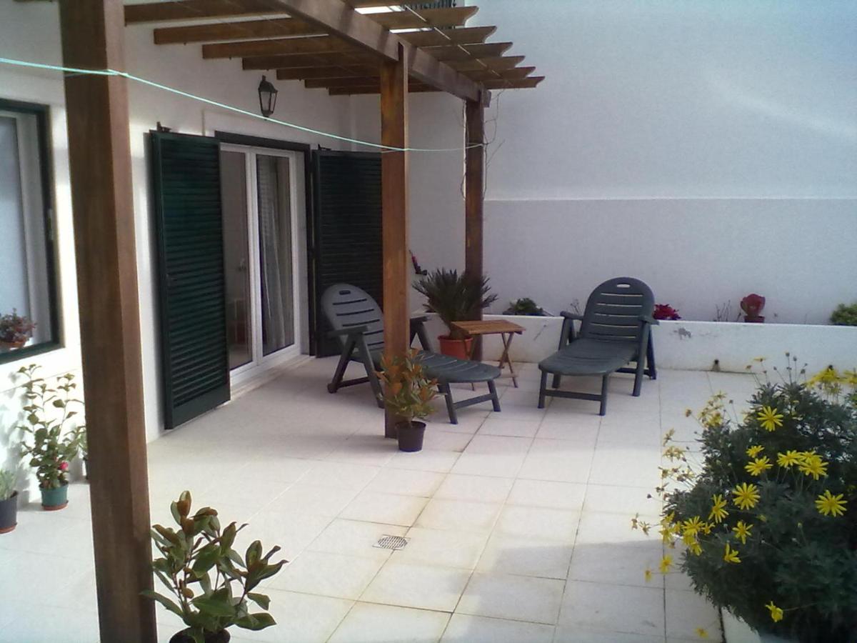 B&B Ericeira - Ericeira - Apartment with Patio - Horizonte Mar - Bed and Breakfast Ericeira