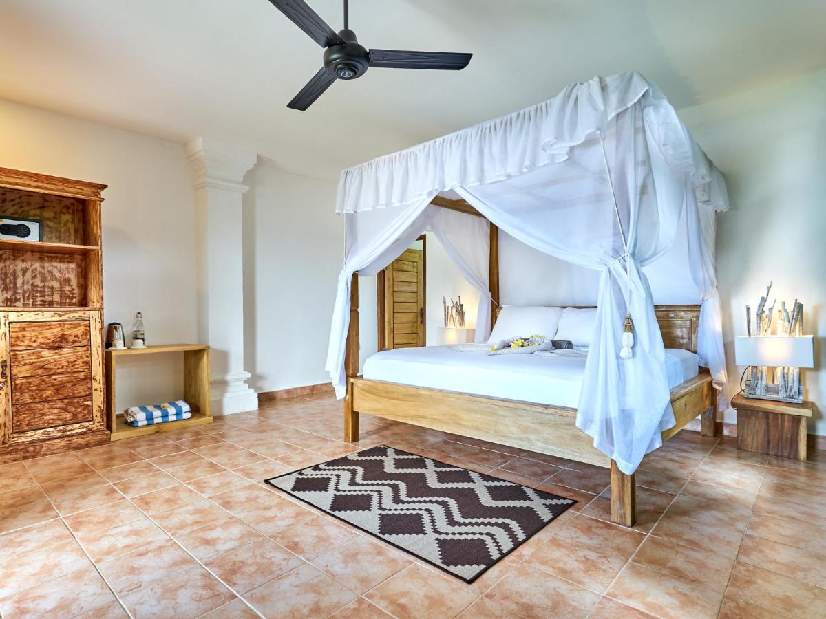 Superior Double or Twin Room with Sea View