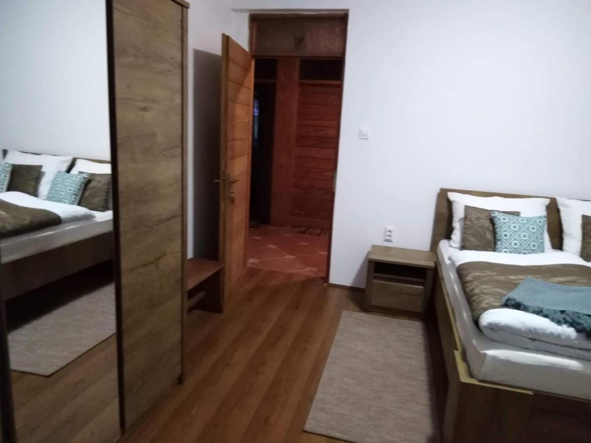 Deluxe Double or Twin Room with Mountain View