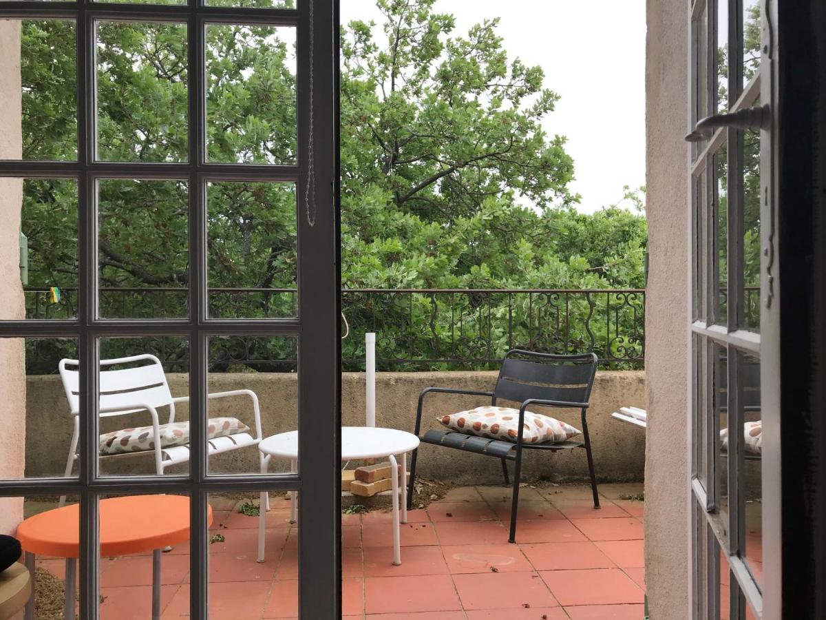 Studio Apartment (2 Adults)