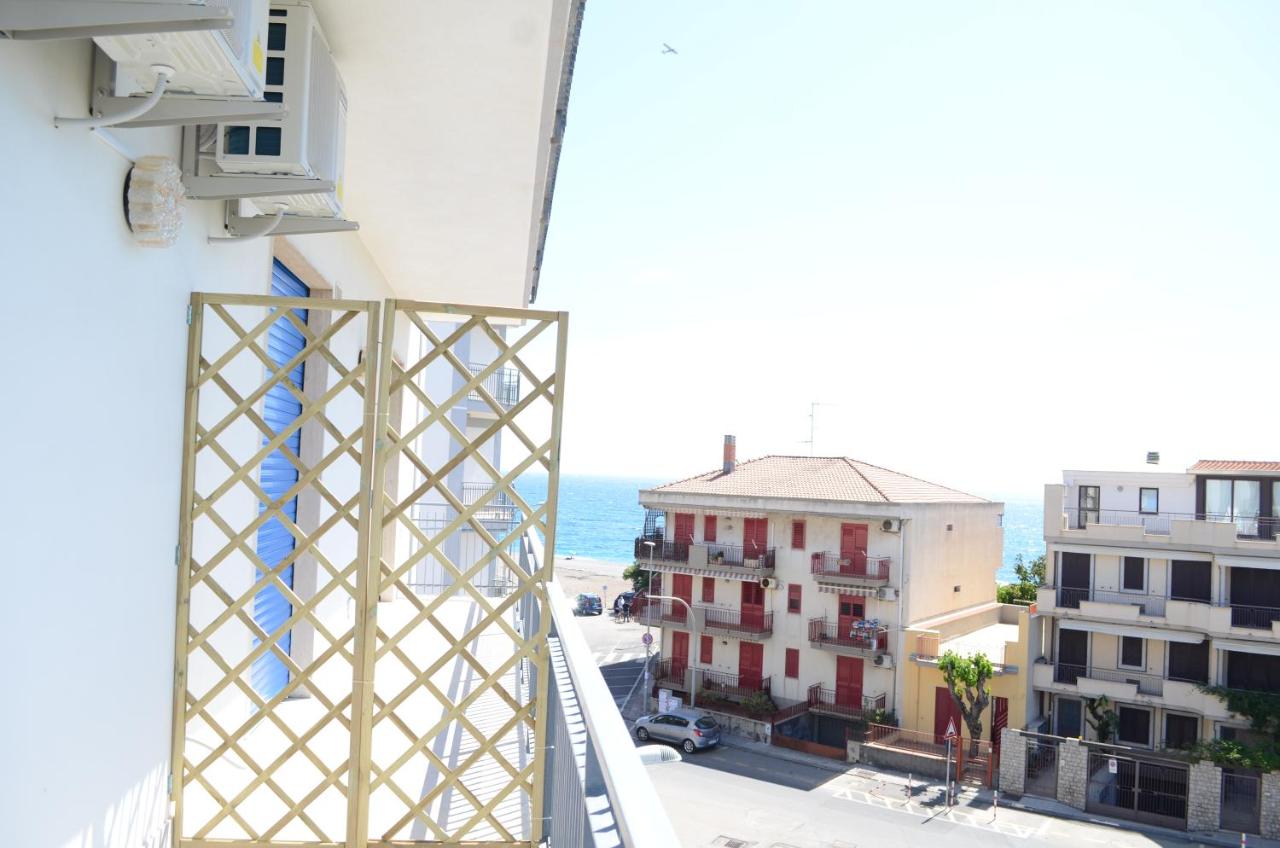 B&B Fondachello - Fondachello Beach House2 - Fondachello-apartments com - Bed and Breakfast Fondachello