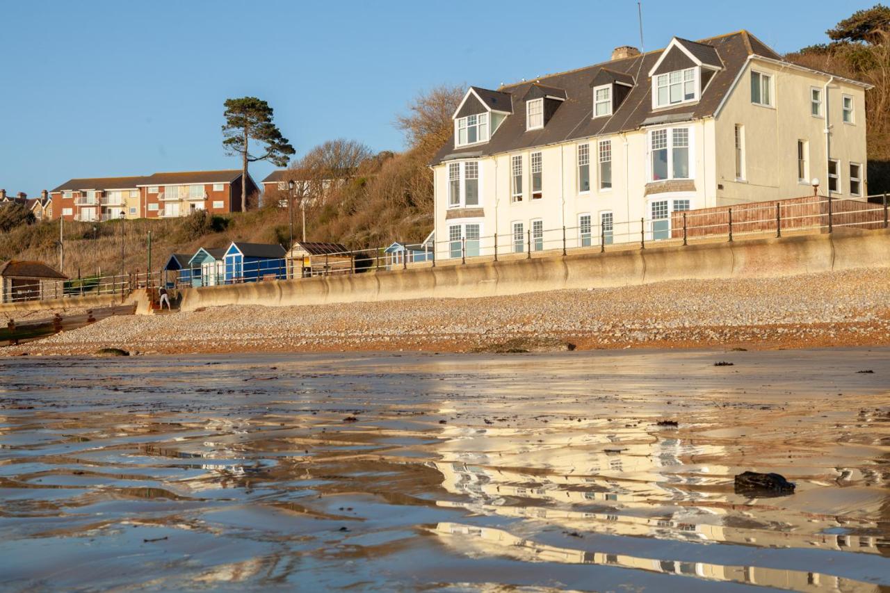 B&B Totland - Water's Edge Apartment - Bed and Breakfast Totland