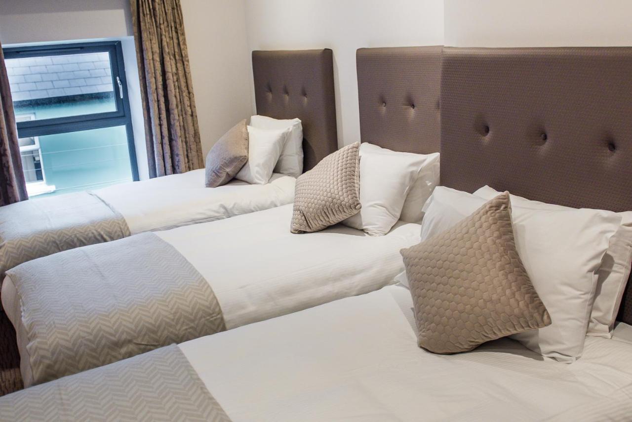 Chambre Triple avec Salle de Bains Privative
