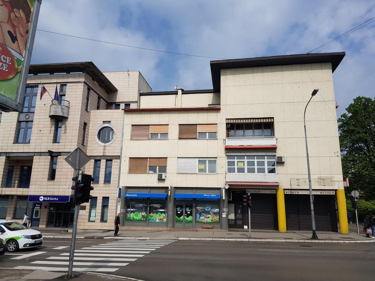SARA Apartment - Ferienwohnung Banja Luka