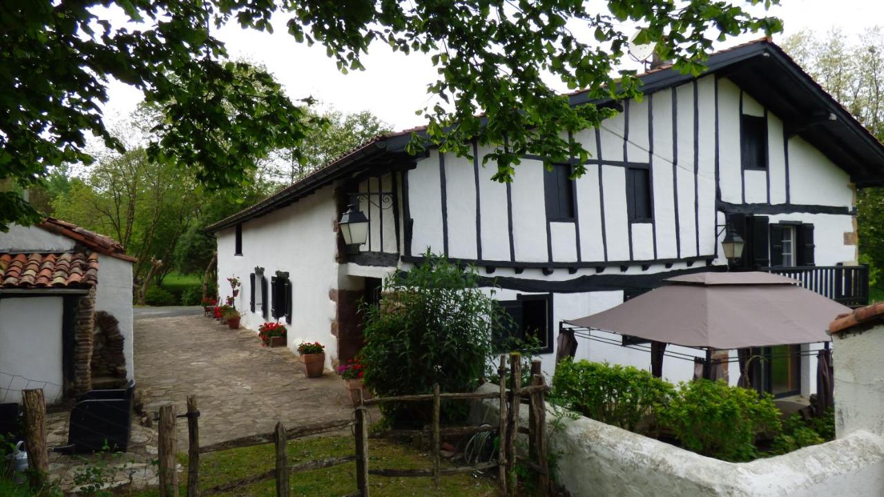 Maison d'hôtes de charme ttakoinenborda - B&B