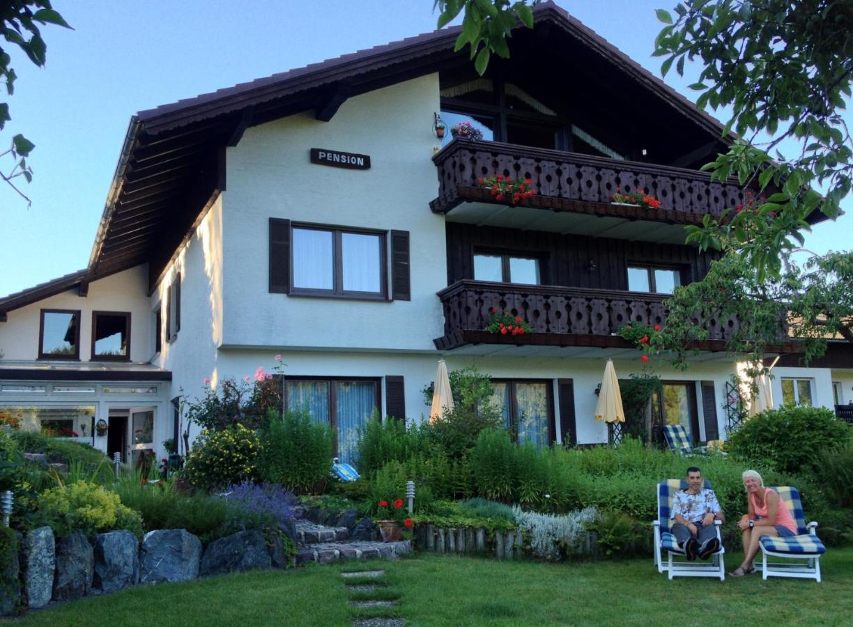 B&B Winterberg - Landhaus Florian - Bed and Breakfast Winterberg