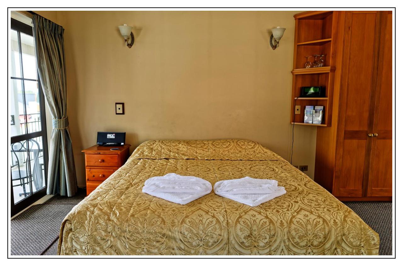 Superior Three-Bedroom Apartment