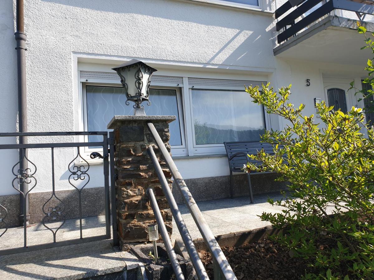 Gemütliche, ruhig gelegene Wohnung in Cochem - B&B
