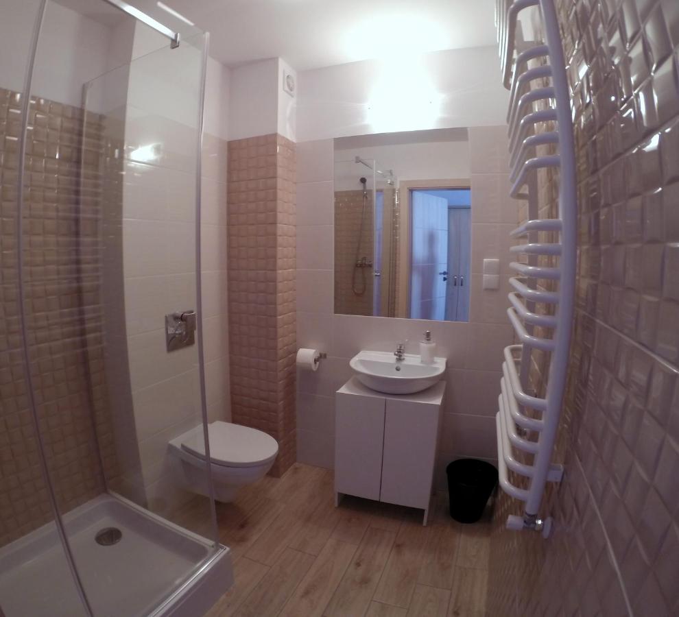 Double or Twin Room with Shower