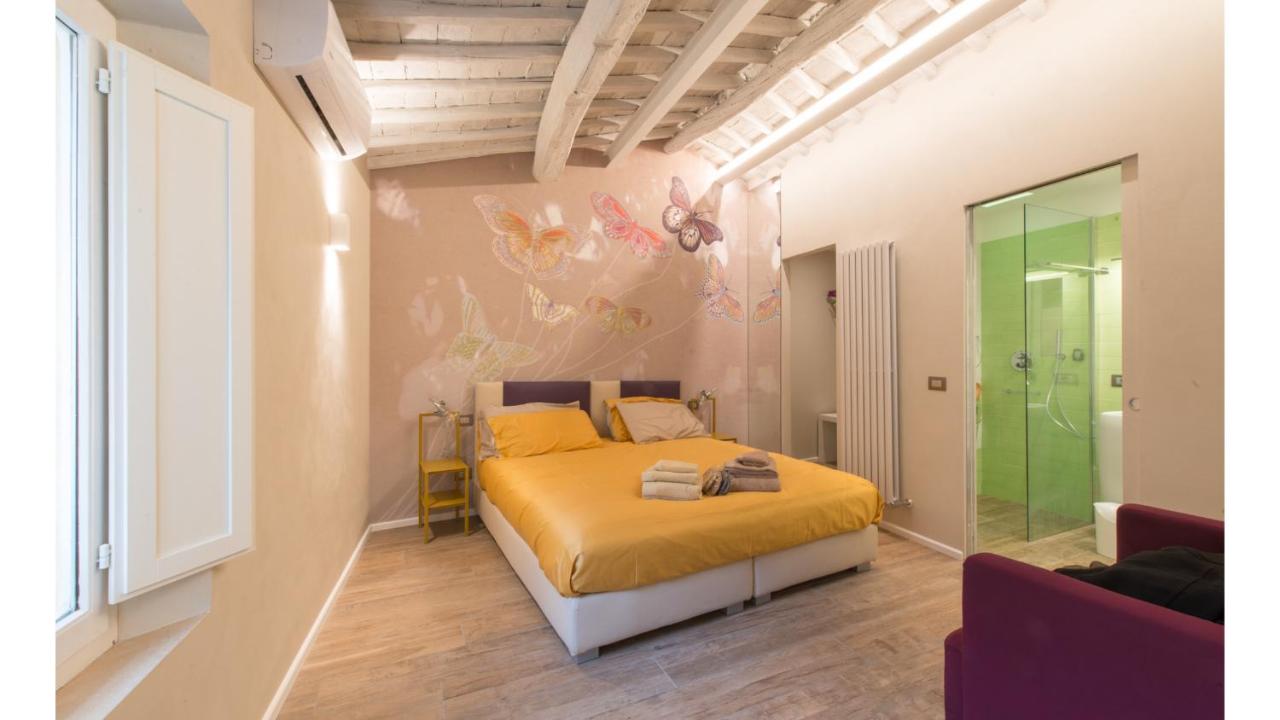 Deluxe Double or Twin Room with City View